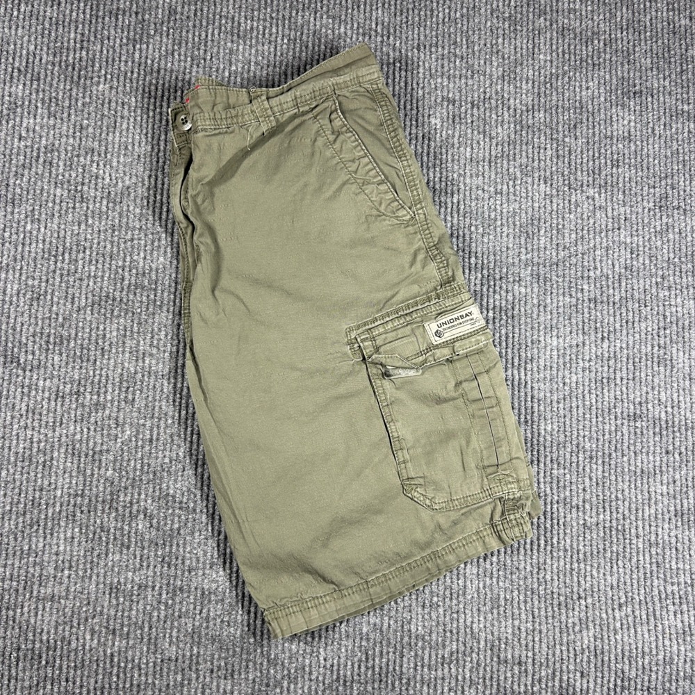 Unionbay Shorts Mens Size 38 Cargo Green Cotton Blend Stretch Casual Outdoor